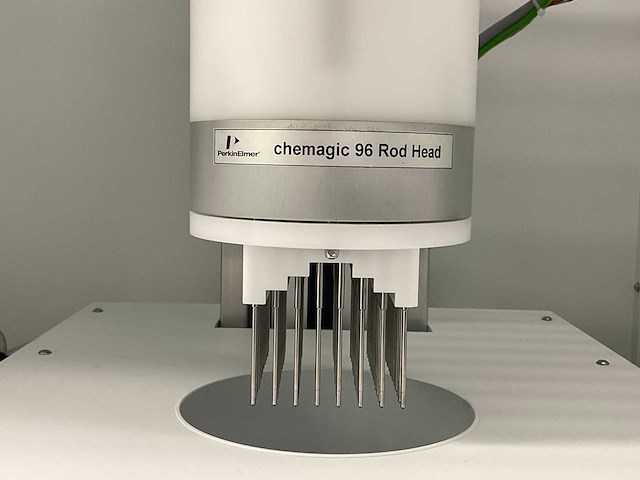 2024 perkinelmer chemagic 360 nucleïnezuur extractiesysteem - afbeelding 12 van  14