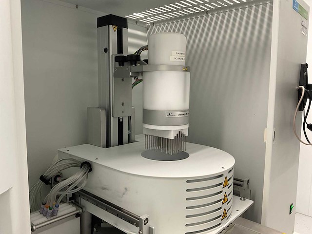 2024 perkinelmer chemagic 360 nucleïnezuur extractiesysteem - afbeelding 10 van  14