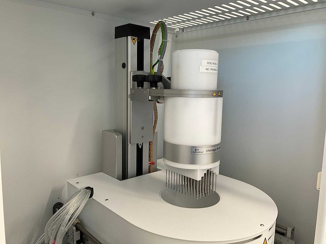 2024 perkinelmer chemagic 360 nucleïnezuur extractiesysteem - afbeelding 9 van  13