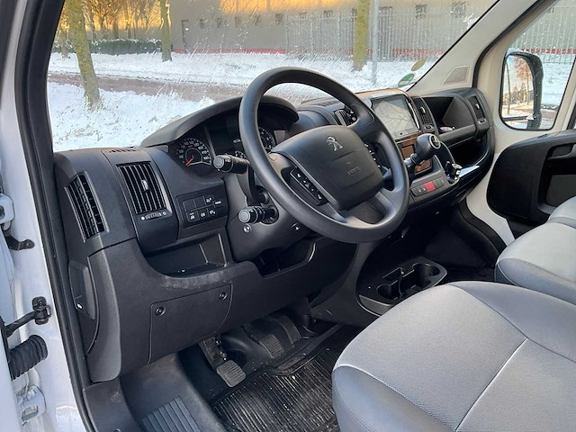 2024 peugeot boxer 2.2 blue hdi bedrijfswagen, v-60-frh - afbeelding 13 van  25