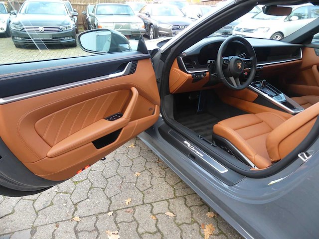 2024 porsche 911 carrera cabriolet (992) | german luxury sports car - afbeelding 10 van  43