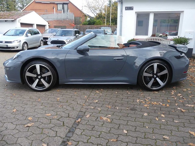 2024 porsche 911 carrera cabriolet (992) | german luxury sports car - afbeelding 23 van  43
