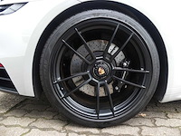 2024 porsche 911 carrera gts cabriolet (992) | german high-performance sports car - afbeelding 9 van  48