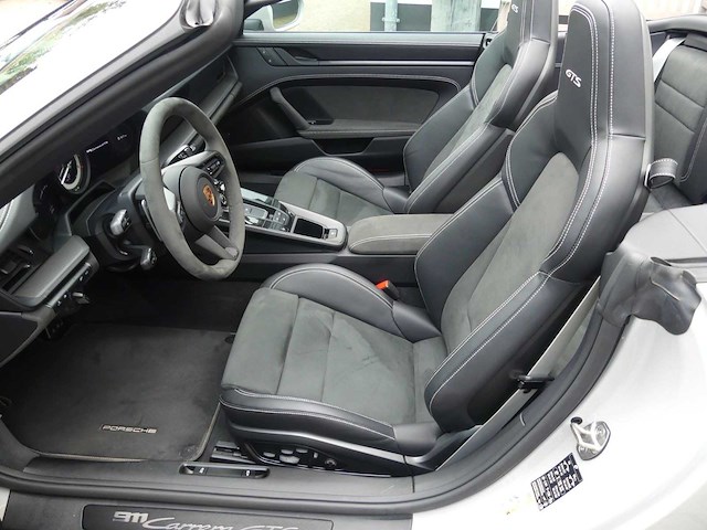 2024 porsche 911 carrera gts cabriolet (992) | german high-performance sports car - afbeelding 15 van  48