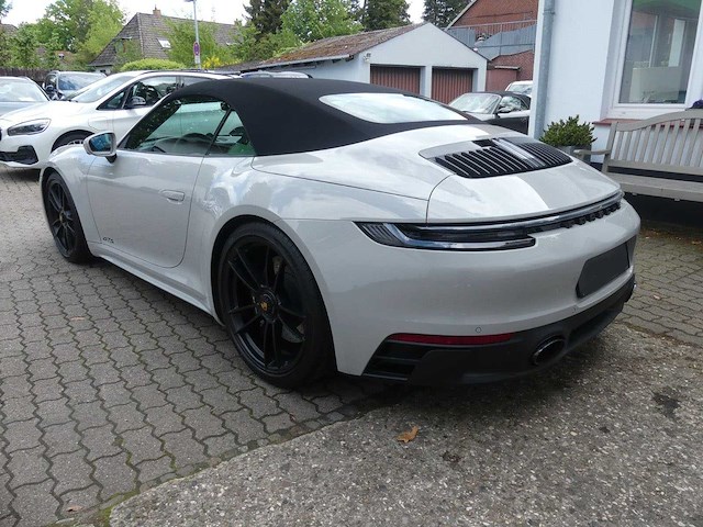 2024 porsche 911 carrera gts cabriolet (992) | german high-performance sports car - afbeelding 46 van  48