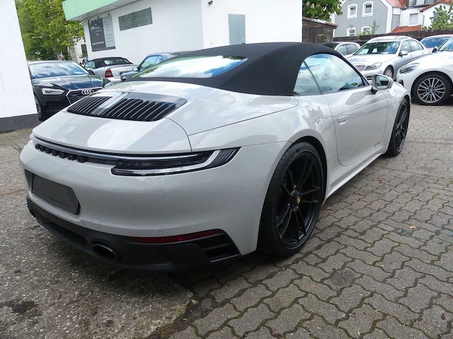 2024 porsche 911 carrera gts cabriolet (992) | german high-performance sports car - afbeelding 48 van  48