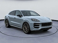 2024 porsche cayenne coupé 3.0 e-hybrid lightweight - afbeelding 12 van  24