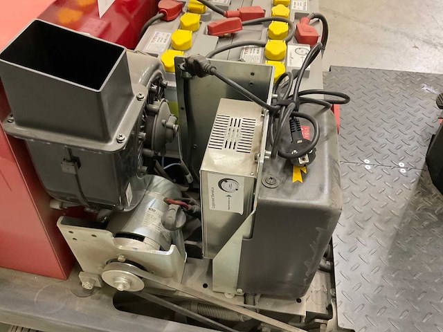 2024 rcm atom 3 e veegmachine - afbeelding 13 van  15