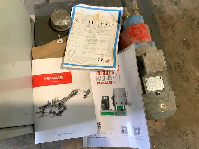 2024 regulus xy-300l agglomerator - afbeelding 18 van  25