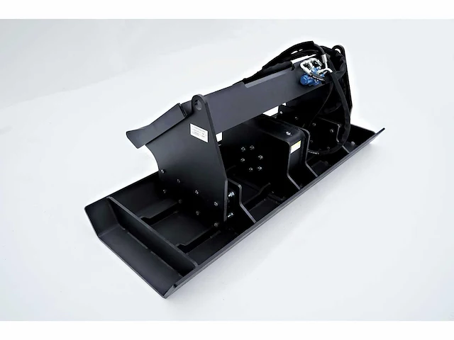 2024 rhino-cross plate compactor trilplaat ten behoeve van schranklader - afbeelding 1 van  8