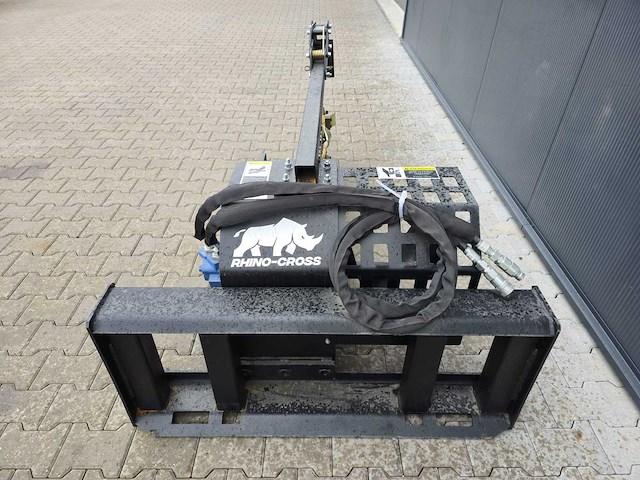 2024 rhino-cross sleuvenfrees ten behoeve van schranklader - afbeelding 13 van  15
