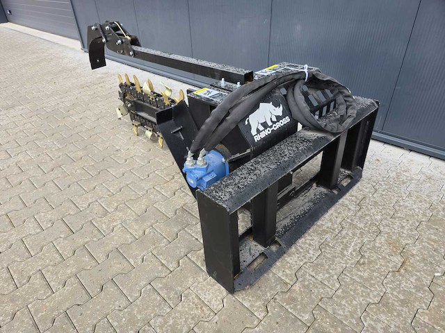 2024 rhino-cross sleuvenfrees ten behoeve van schranklader - afbeelding 7 van  15