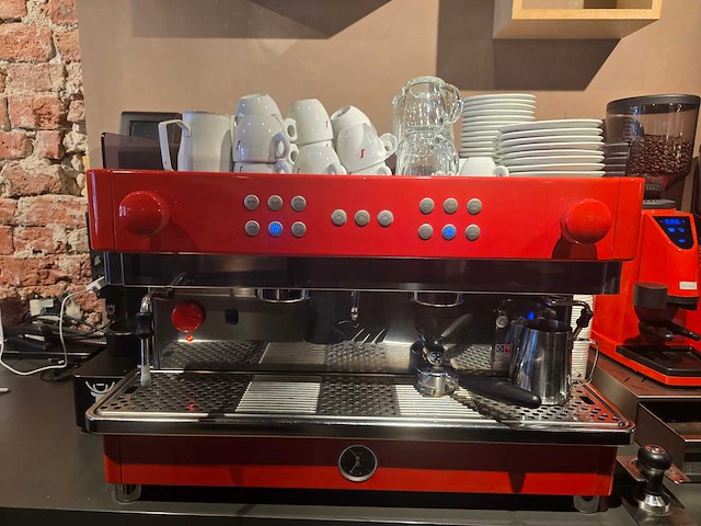 2024 san marco - new 105 e 2 gr - espressomachine - afbeelding 1 van  6