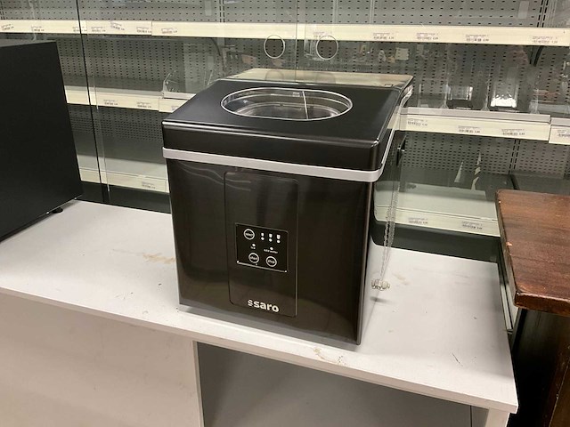 2024 saro eb 15 ijsblokjesmachine - afbeelding 1 van  8