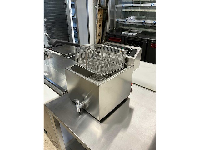2024 saro ef 10 friteuse - afbeelding 5 van  7