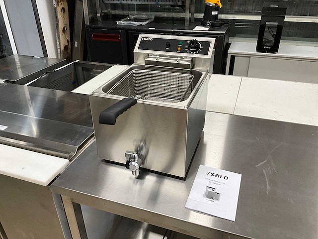 2024 saro ef 10 friteuse - afbeelding 1 van  11