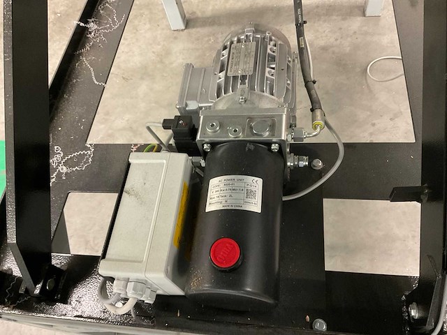 2024 saxlift il1000xb heftafel op onderstel - afbeelding 11 van  11