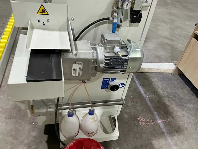 2024 scm me40tr automatische kantenaanlijmmachine - afbeelding 13 van  17