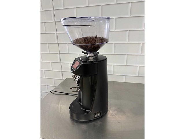 2024 simonelli - nuova - mdj - volautomatische koffiemolen - afbeelding 6 van  8