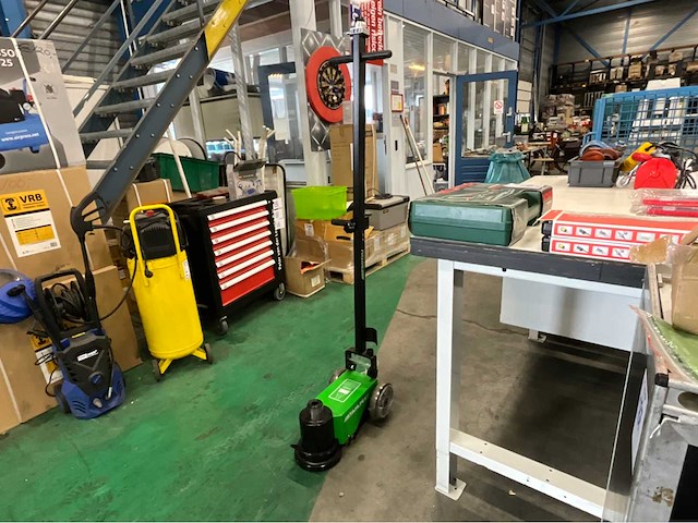 2024 stahlfest sf50thj pneumatisch / hydraulische zware garagekrik - afbeelding 1 van  6