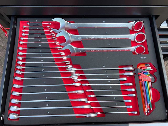 2024 stahlgruppe jumbo - gereedschap wagen gevuld - afbeelding 15 van  17