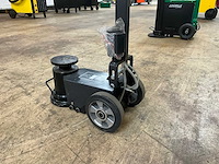 2024 stahlgruppe sghj50t pneumatische garagekrik - afbeelding 2 van  6