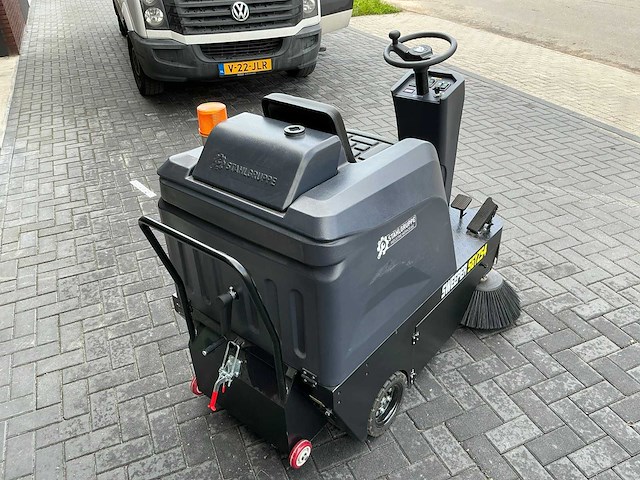 2024 stahlgruppe sweeper sgyzs4 zelfrijdende veegmachine - afbeelding 3 van  8