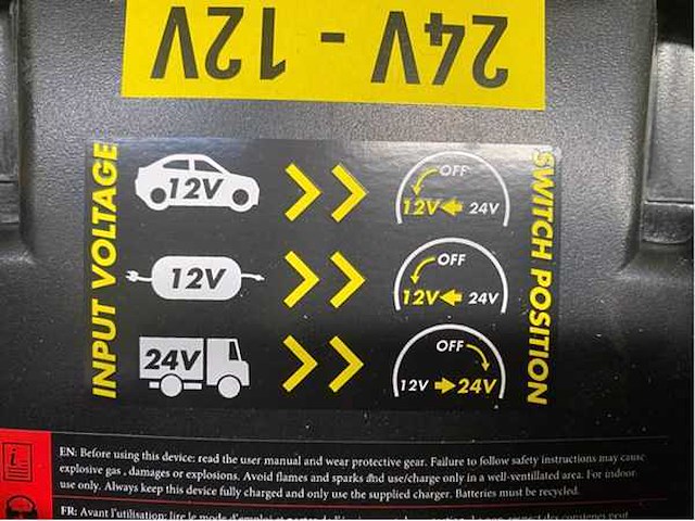2024 stahltech 12/24v accu booster/startpack - afbeelding 8 van  9