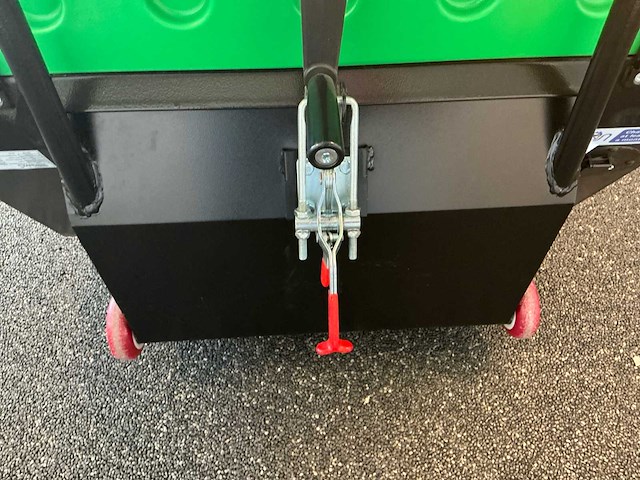 2024 stahlwerk sw1250 zelfrijdende veegmachine - afbeelding 5 van  16