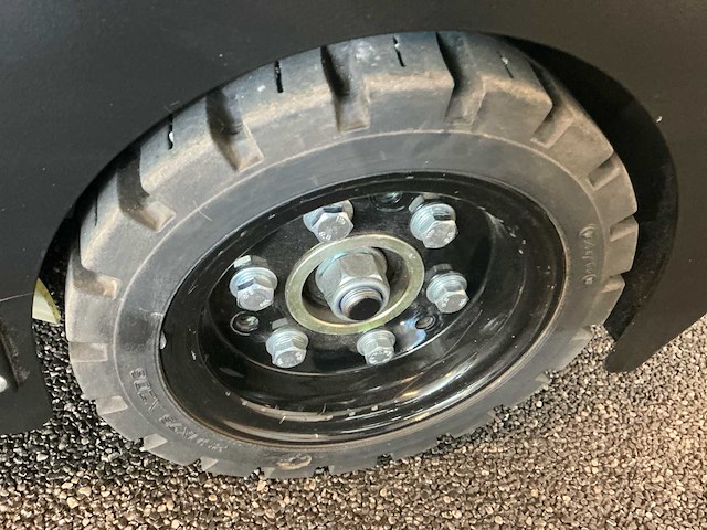 2024 stahlwerk sw1250 zelfrijdende veegmachine - afbeelding 6 van  16