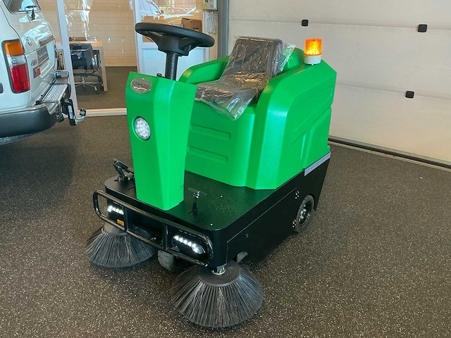 2024 stahlwerk sw1250 zelfrijdende veegmachine - afbeelding 1 van  16