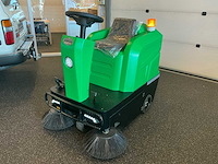 2024 stahlwerk sw1250 zelfrijdende veegmachine - afbeelding 1 van  16