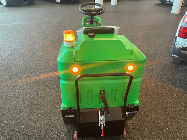 2024 stahlwerk sw1250 zelfrijdende veegmachine - afbeelding 13 van  18