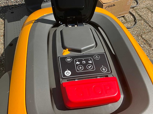 2024 stiga a750 srsa01 robotmaaier - afbeelding 4 van  8