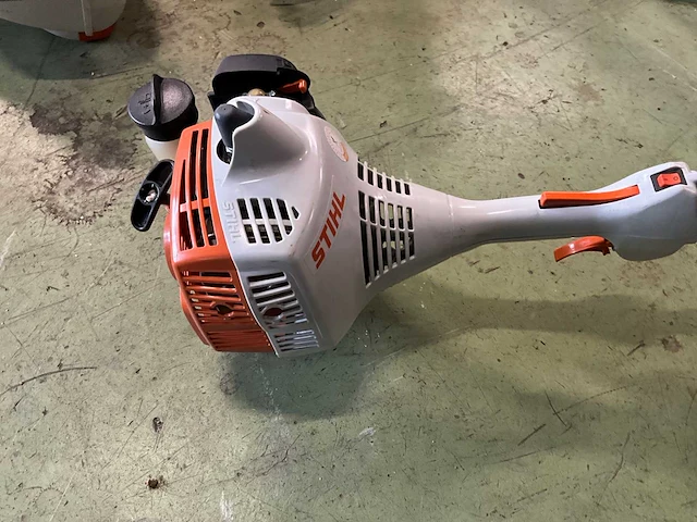 2024 stihl fs 38 trimmer/ bosmaaier - afbeelding 2 van  5