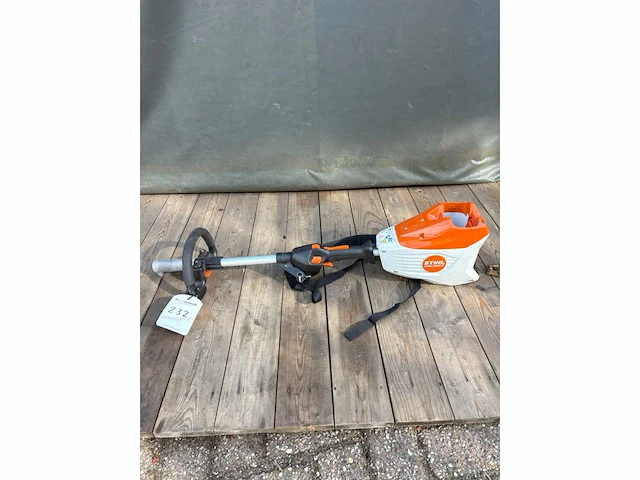 2024 stihl kma 200r combimachine - afbeelding 2 van  3