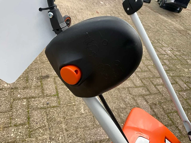 2024 stihl rma 239 accu grasmaaier - afbeelding 8 van  11