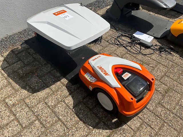 2024 stihl rmi 422 p robotmaaier - afbeelding 2 van  8