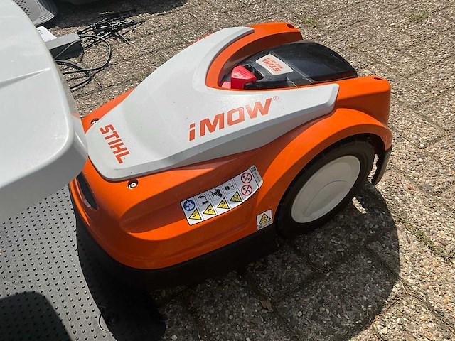 2024 stihl rmi 422 p robotmaaier - afbeelding 4 van  8