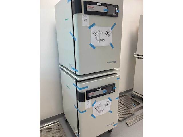 2024 thermowetenschappelijke heracell vios 160i cr laboratorium co2-incubator (2x) - afbeelding 2 van  2