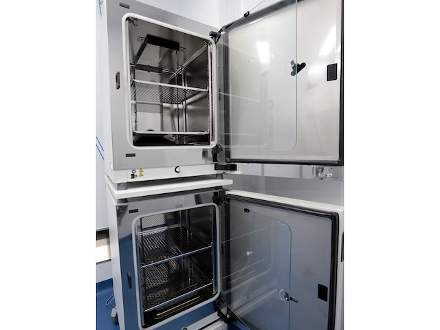 2024 thermowetenschappelijke heracell vios 160i cr laboratorium co2-incubator (2x) - afbeelding 3 van  9