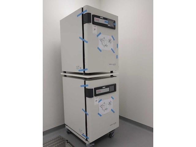 2024 thermowetenschappelijke heracell vios 160i cr laboratorium co2-incubator (2x) - afbeelding 6 van  6