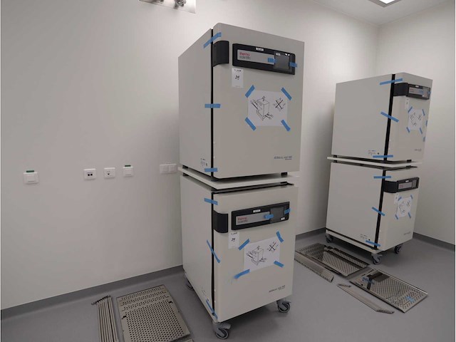 2024 thermowetenschappelijke heracell vios 160i cr laboratorium co2-incubator (2x) - afbeelding 1 van  6