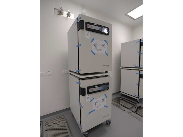 2024 thermowetenschappelijke heracell vios 160i cr laboratorium co2-incubator (2x) - afbeelding 2 van  6