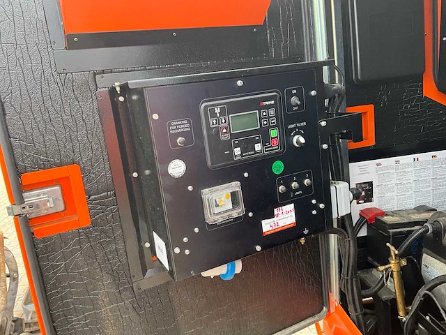 2024 trime b-boels hybrid stationaire led lichtmast - afbeelding 15 van  16