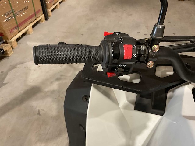 2024 ultra motocross commander 200 quad met kenteken wit - afbeelding 10 van  25