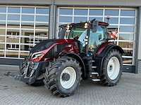 2024 valtra q265 direct unlimited vierwielaangedreven landbouwtractor - afbeelding 12 van  56