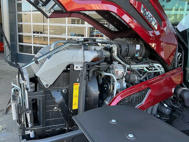 2024 valtra q265 direct unlimited vierwielaangedreven landbouwtractor - afbeelding 50 van  56
