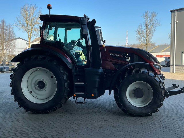 2024 valtra q265 direct unlimited vierwielaangedreven landbouwtractor - afbeelding 45 van  56