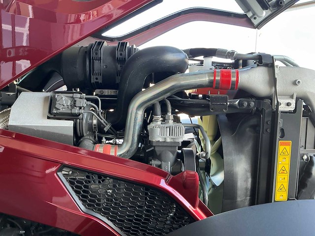 2024 valtra q265 direct unlimited vierwielaangedreven landbouwtractor - afbeelding 53 van  56